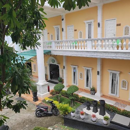 Hotel Nayora Prabumulih Perabumulih Exterior foto