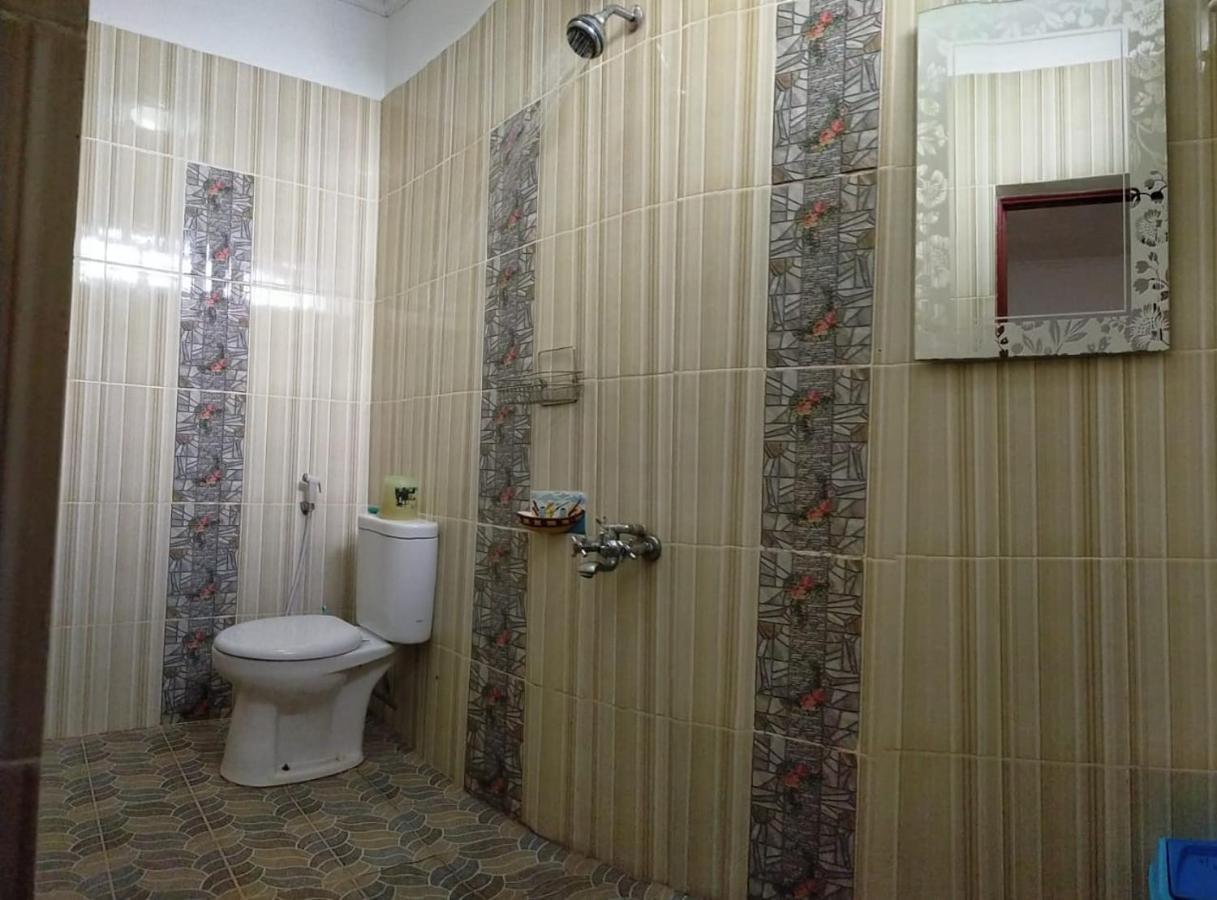 Hotel Nayora Prabumulih Perabumulih Exterior foto