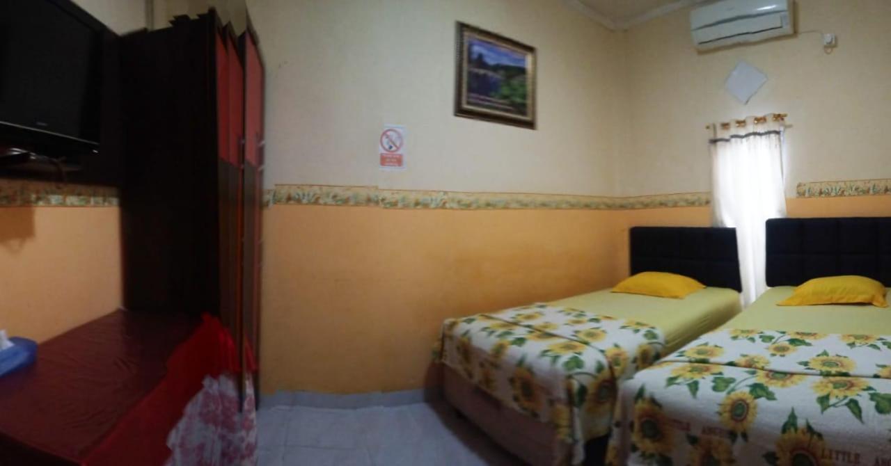 Hotel Nayora Prabumulih Perabumulih Exterior foto